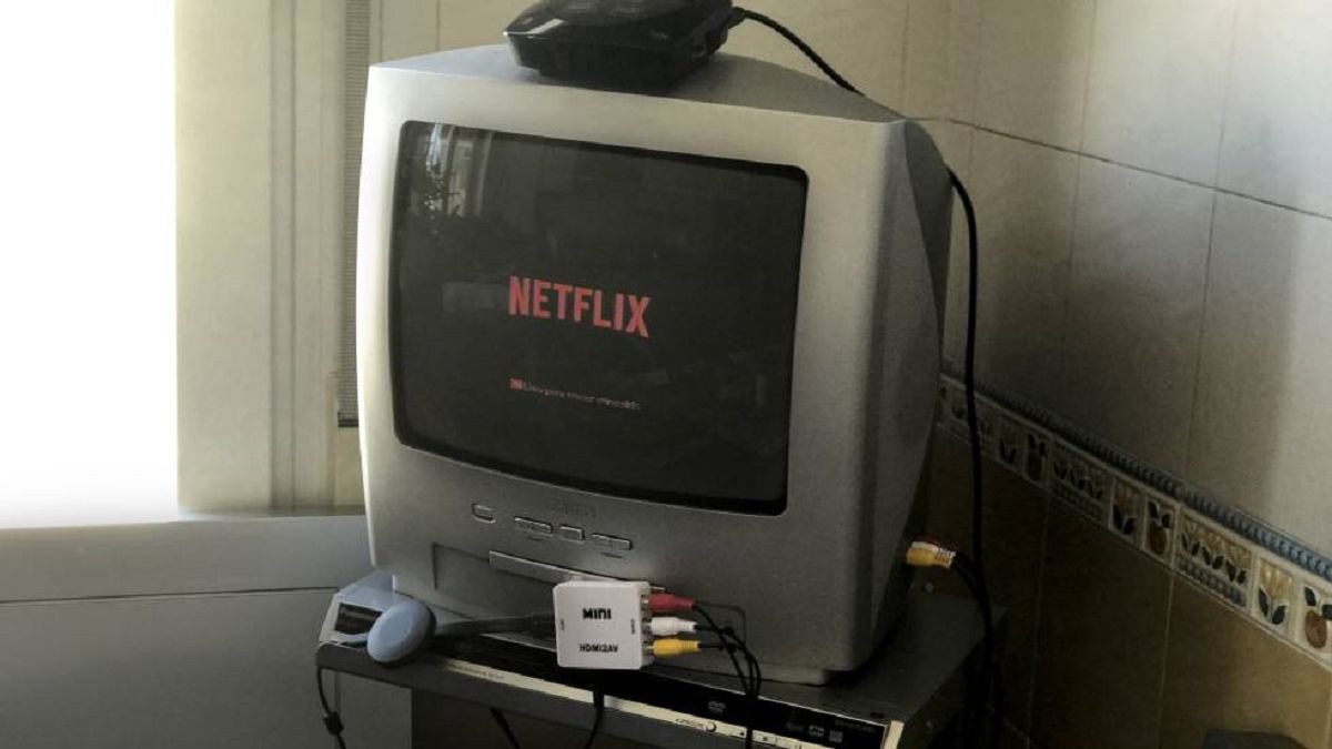 Cómo ver Netflix en una televisión antigua