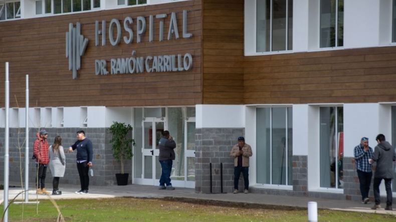El joven era derivado al hospital de San Martín de los Andes cuando falleció por las graves heridas | LM Neuquen El joven era derivado al hospital de San Martín de los Andes cuando falleció por las graves heridas