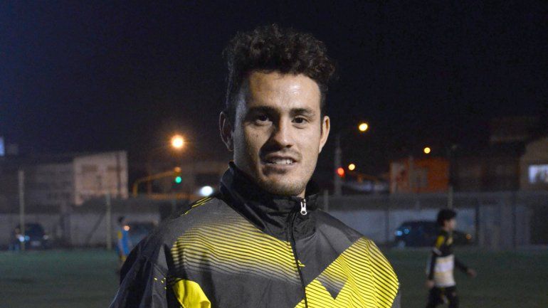 El ex Roca fue presentado oficialmente el viernes en el club.