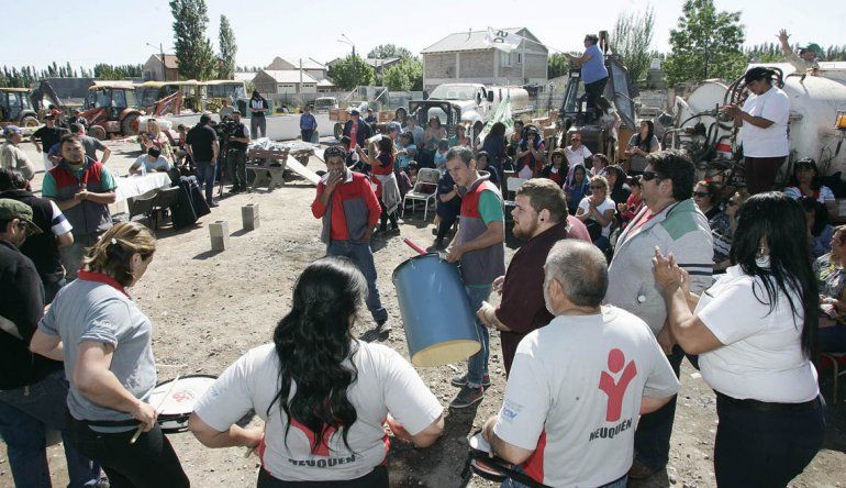 Municipales de Centenario se reunirían esta semana con Bertoldi