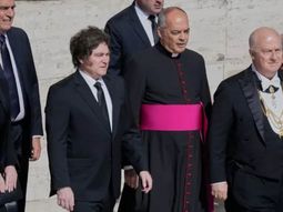 milei viaja al vaticano para la asuncion del papa leon xiv y se pierde las elecciones