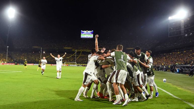 Histórico: la increíble racha histórica que le rompió Platense a Peñarol con su victoria por Libertadores