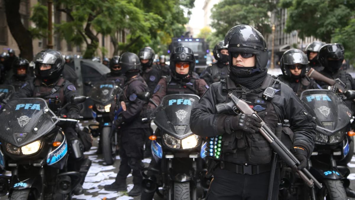 Fuerte operativo en el marco de la marcha federal de este miércoles.