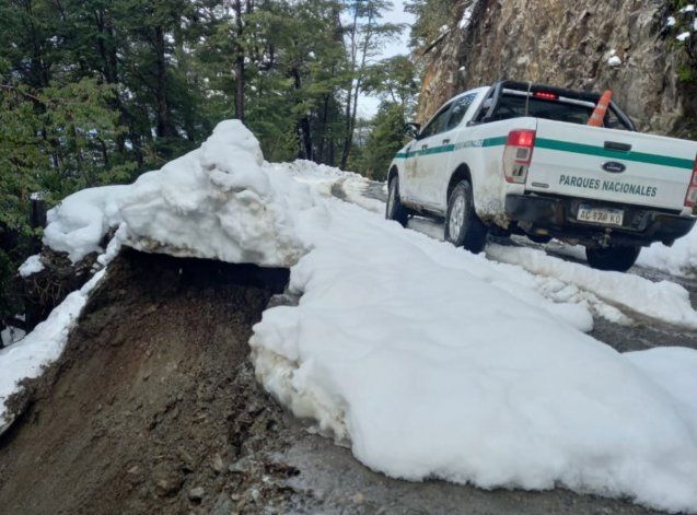 Cerraron el camino al Cerro Tronador por un desmoronamiento