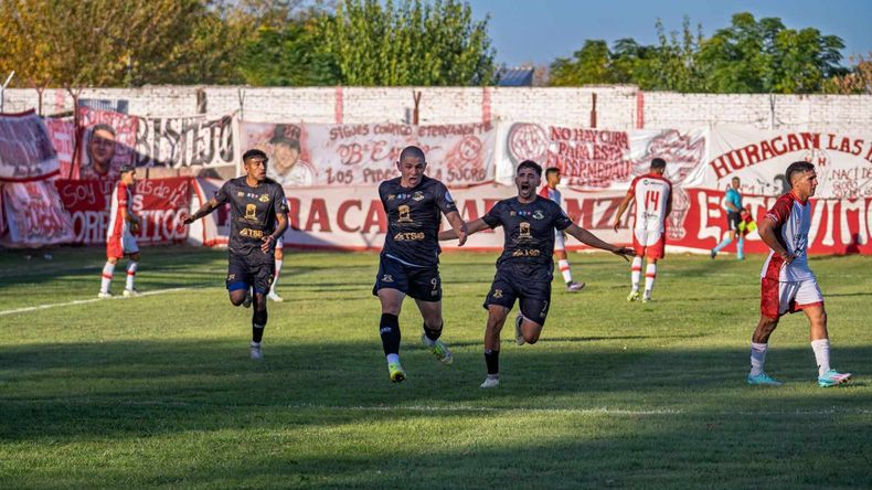 Deportivo Rincón se trae un empate de Mendoza tras un partido caliente | LM Neuquen Deportivo Rincón se trae un empate de Mendoza tras un partido caliente