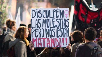 las llamadas por violencia de genero crecieron un 39% las llamadas por violencia de genero crecieron un 39%