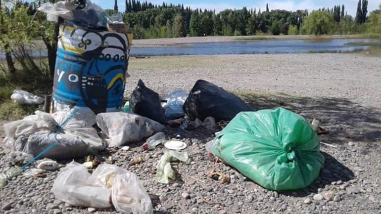 Vecinos aseguran que Barrio Piscicultura de Plottier está abandonado