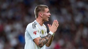 Franco Mastantuono fue silbado por el Santiago Bernabéu. Franco Mastantuono fue silbado por el Santiago Bernabéu.