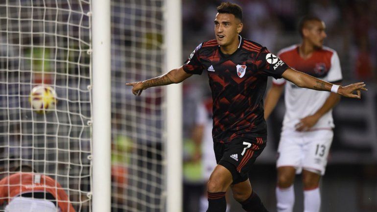 River busca el boleto para la Copa: le ganó 4 a 2 a Newells
