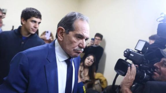 Condenaron a José Alperovich a 16 años de prisión y ordenaron su detención