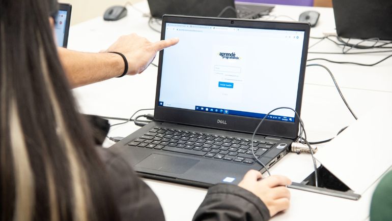 Los estudiantes neuquinos podrán inscribirse en Aprendé Programando