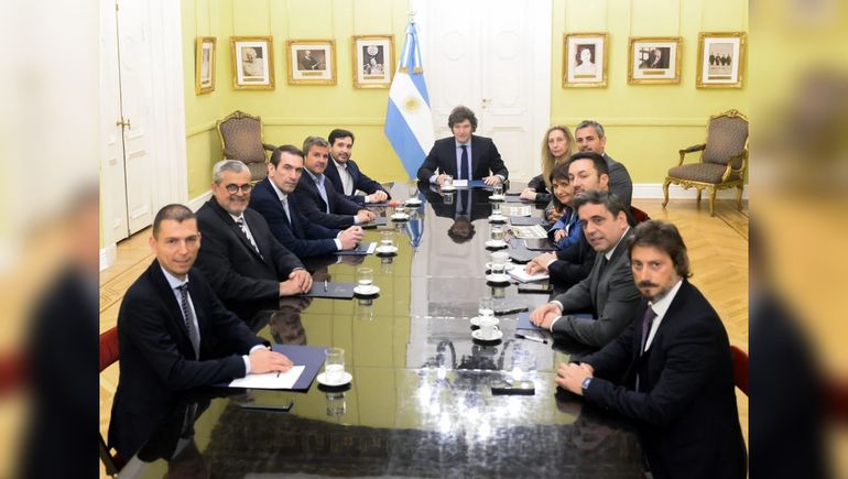 Javier Milei le hará un asado a los 87 héroes