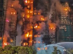 Hay tres personas detenidas que están siendo investigados por homicidio involuntario. Hay tres personas detenidas que están siendo investigados por homicidio involuntario.