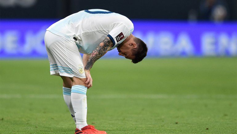 Lluvia de memes por el fallo del VAR que anuló el gol de Messi