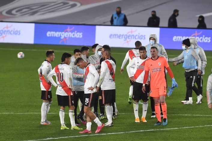 ¿El nuevo césped del Monumental perjudica a River?