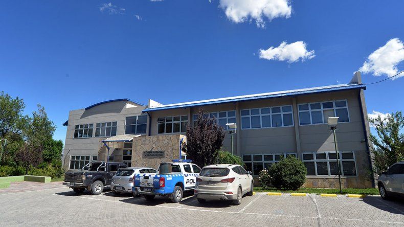 Desde la fiscalía de Chos Malal anticiparon que insistirán en pedir la preventiva del golpeador. | LM Neuquen Desde la fiscalía de Chos Malal anticiparon que insistirán en pedir la preventiva del golpeador.