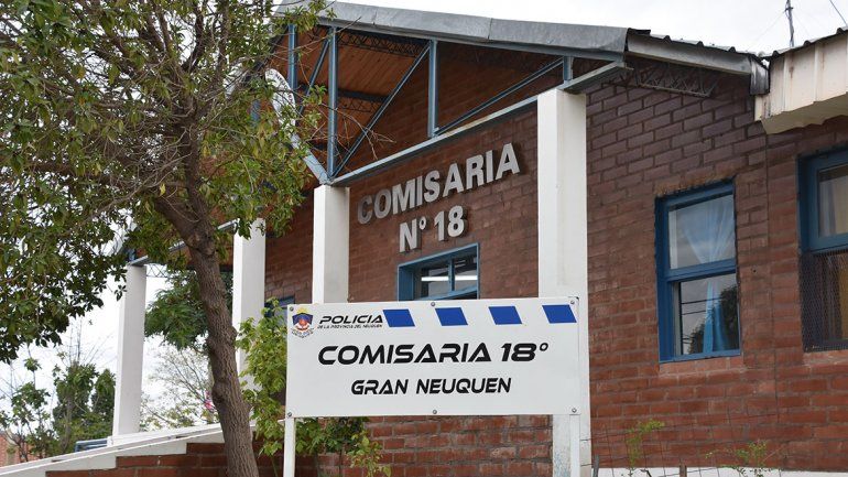 Personal de la Comisaría 18 realizó la primera intervención en Cuenca XV. Personal de la Comisaría 18 realizó la primera intervención en Cuenca XV.