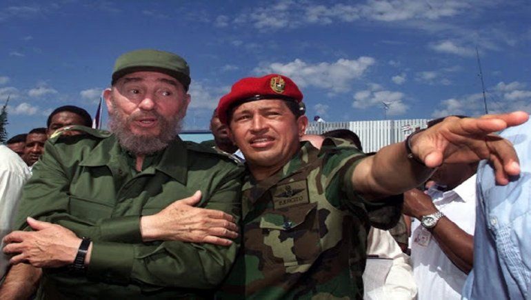 Chávez y Fidel Castro: responsables de la promoción de proyectos comunistas en la región. Evo Morales (Bolivia) y Nicolás Maduro (Venezuela), son dos políticos que practican de lleno las enseñanzas recibidas por los dos presidentes fallecidos.