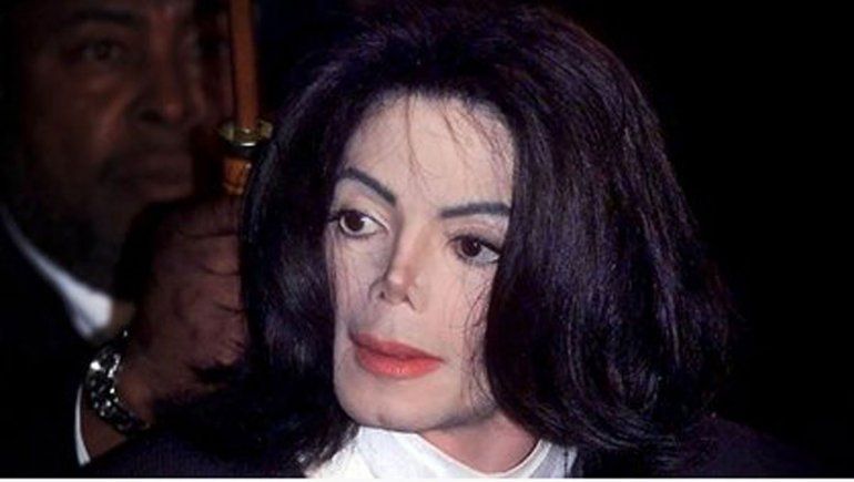 Michael Jackson sigue dando que hablar: Sus pies parecían podridos