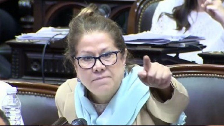 Camaño estalló en Diputados: Da vergüenza, no podemos cobrar y no hacer un carajo