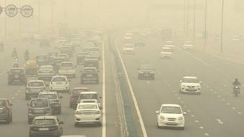 La capital de India estuvo sumergida en un espeso manto formado por niebla atmosférica y esmog tóxico. Foto ilustrativa La capital de India estuvo sumergida en un espeso manto formado por niebla atmosférica y esmog tóxico. Foto ilustrativa