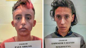 lucio era un objeto de satisfaccion de ambas? lucio era un objeto de satisfaccion de ambas?