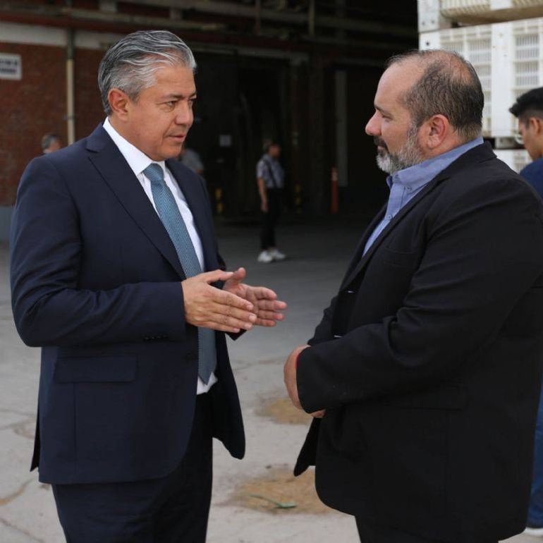 El gobernador Rolando Figueroa junto al intendente de Vista Alegre, José Asaad. El gobernador Rolando Figueroa junto al intendente de Vista Alegre, José Asaad.