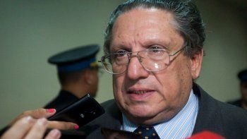 un ex juez condenado por coimas se pego un balazo cuando iba ser detenido un ex juez condenado por coimas se pego un balazo cuando iba ser detenido