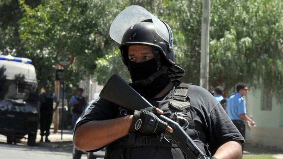 Más de 100 armas y 99 kilos de drogas ha secuestrado la Policía