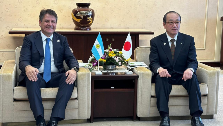 Mariano Gaido fue recibido por el alcalde de Hiroshima