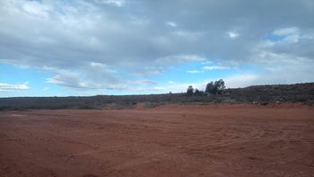 La bajante de Los Barrelaes permitió desarrollar esta tarea. La bajante de Los Barrelaes permitió desarrollar esta tarea.