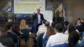rolando figueroa charla fundacion repensar