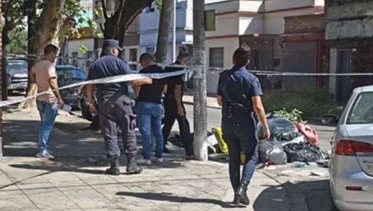 Macabro: encontraron una cabeza humana dentro de un bolso tirado en la vereda