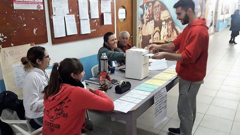 Arrancaron las elecciones para renovar autoridades en la UNCo