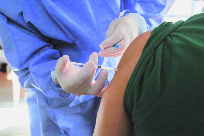 Vacunarán en todas las clínicas privadas de la capital neuquina