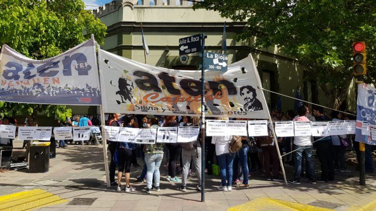 Con movilización a Casa de Gobierno, ATEN exige la apertura de paritarias