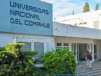 Dolor por el fallecimiento de la profesora Ángela Di Tullio.