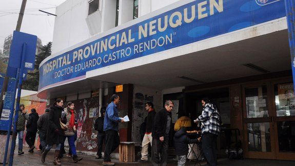 Trabajadores de quirófano del Castro Rendón levantaron el paro