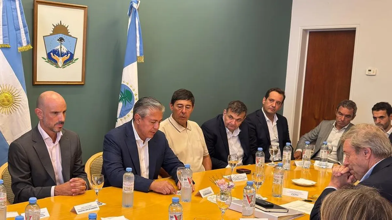 Figueroa y parte de su gabinete