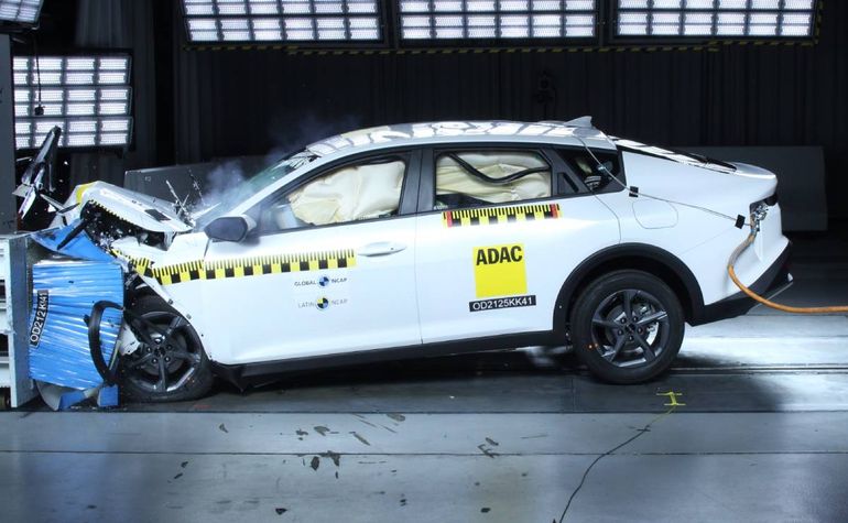 El Kia K4 calificó con un desempeño destacado en todas las categorías evaluadas.