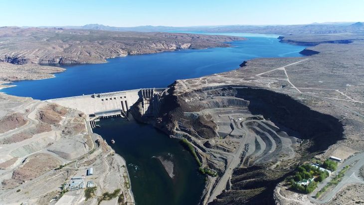 Río Negro consolida el cobro por el uso de sus ríos para generar electricidad. Río Negro consolida el cobro por el uso de sus ríos para generar electricidad.