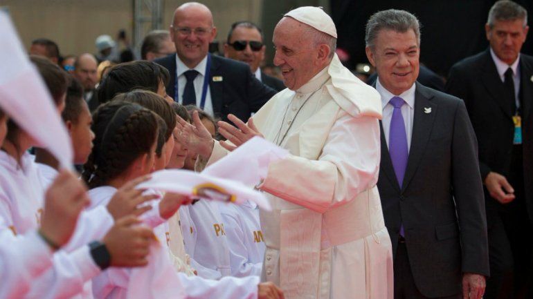Francisco ya está en Colombia para una visita por la paz