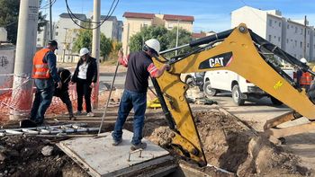 Una compleja reparación del EPAS dejó sin agua a tres barrios de Neuquén Una compleja reparación del EPAS dejó sin agua a tres barrios de Neuquén