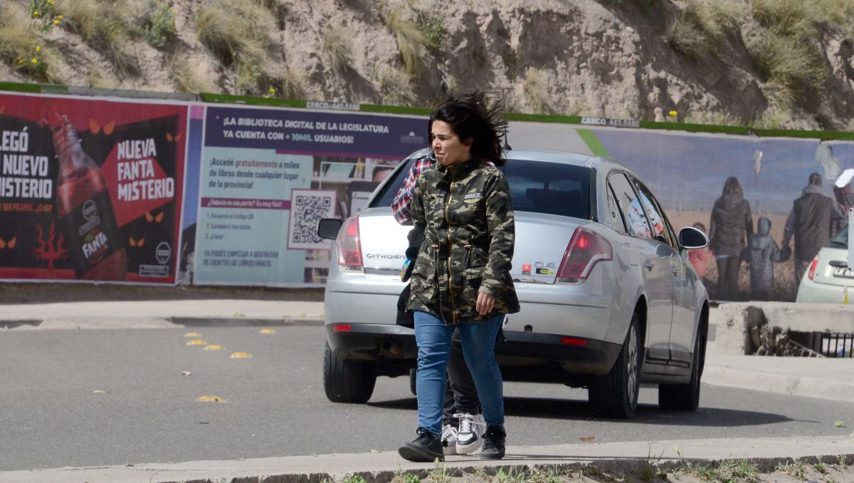 ¿Vuelve el viento esta semana? El pronóstico del tiempo en Neuquén