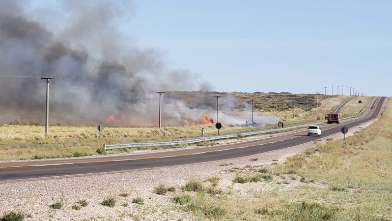 Zapala: detuvieron a una pareja por un incendio intencional a la vera de la ruta