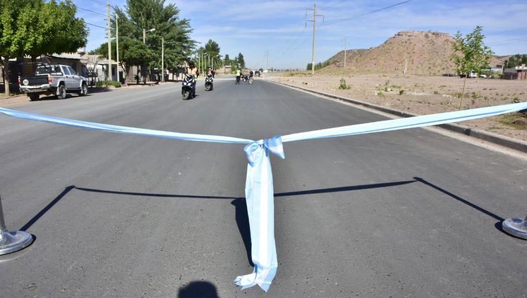 La Muni inauguró 40 cuadras de asfalto en el Parque Lineal del Oeste