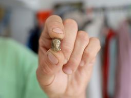 de quinquela martin al escudo de peron: las sorpresas ocultas en el local de un cocinero de quinquela martin al escudo de peron: las sorpresas ocultas en el local de un cocinero