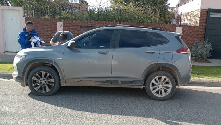 Secuestran una Chevrolet Tracker vinculada a la estafa con planes