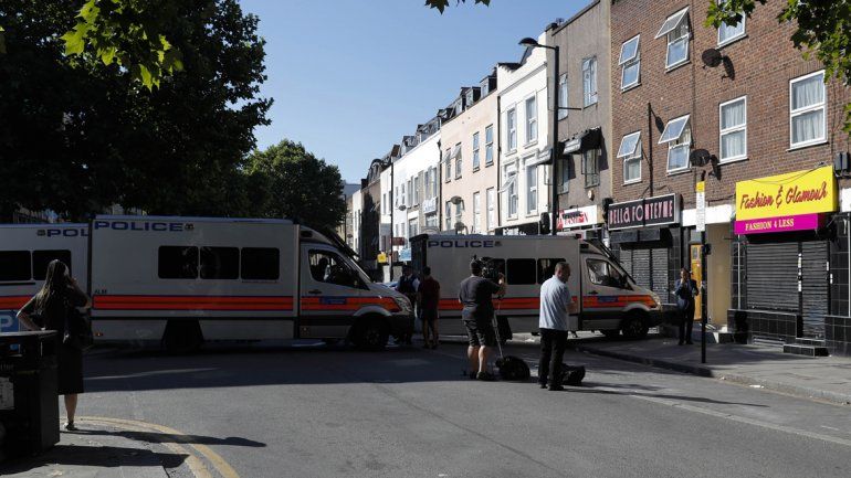 Otro ataque en Londres dejó un muerto y diez heridos