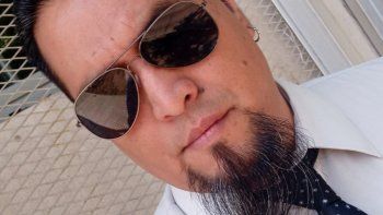 es neuquino, tiene 41 anos y busca a sus padres biologicos es neuquino, tiene 41 anos y busca a sus padres biologicos